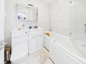 BATHROOM- click for photo gallery
